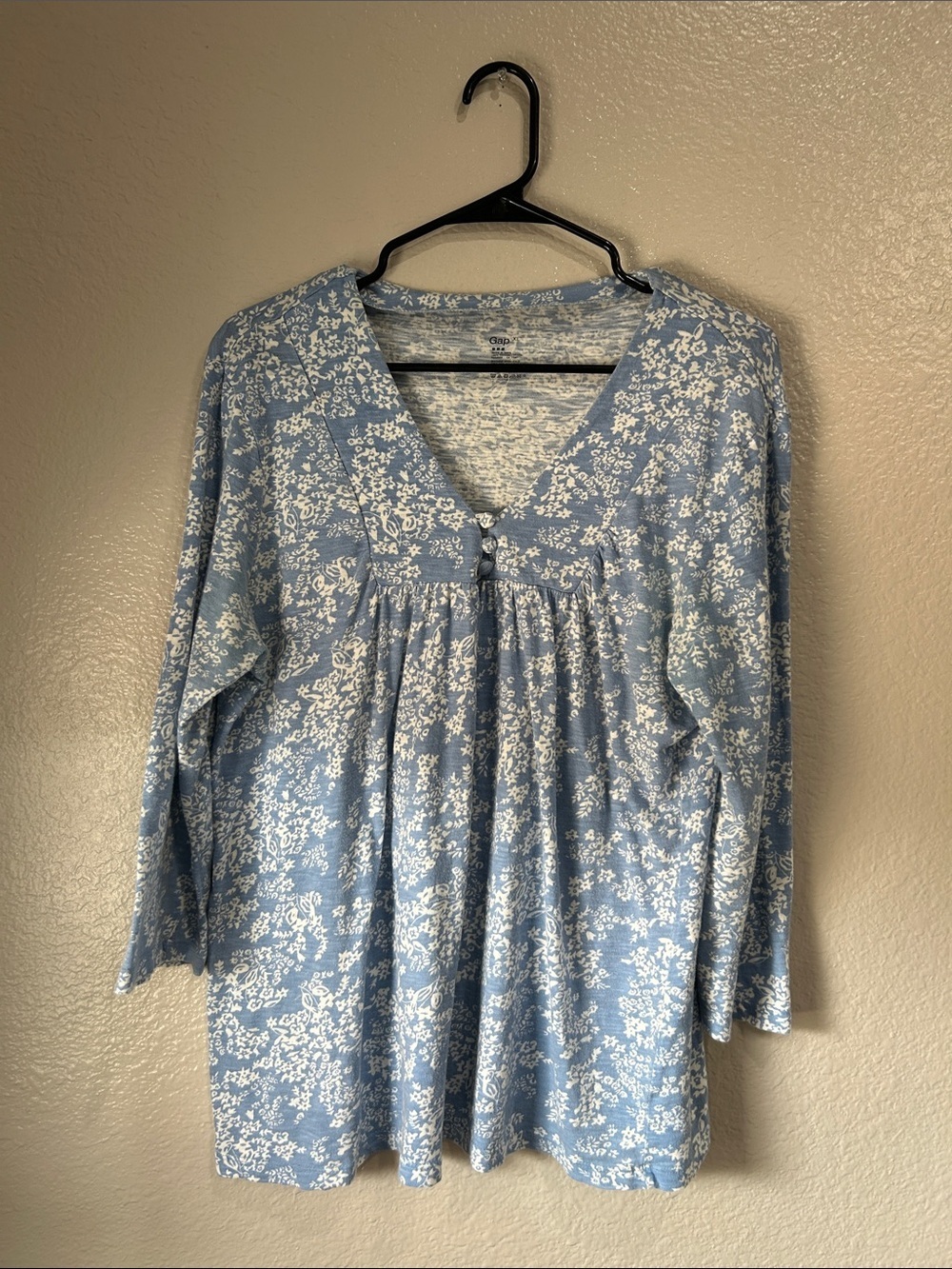 GAP Womens Blue and White Floral V-Neck Tunic Top Sz XL Casual Summer Chic Vacay